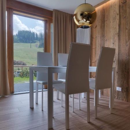 Chalet Golf Campiglio / LuxApt / fronte piste-impianti-golf Madonna Esterno foto