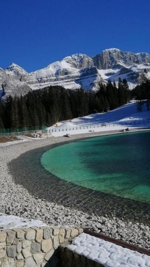 Chalet Golf Campiglio / LuxApt / fronte piste-impianti-golf Madonna Esterno foto