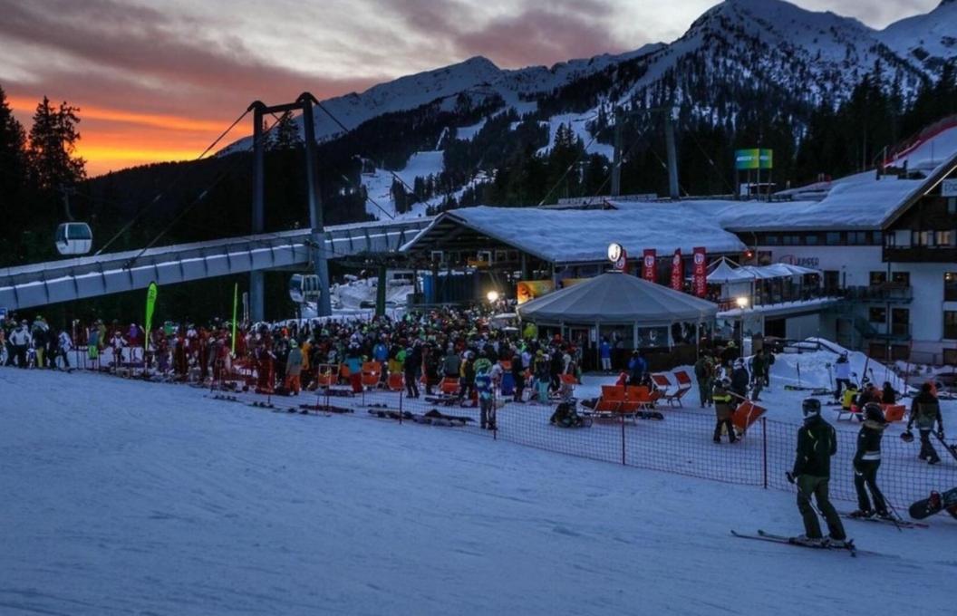 Chalet Golf Campiglio / LuxApt / fronte piste-impianti-golf Madonna Esterno foto
